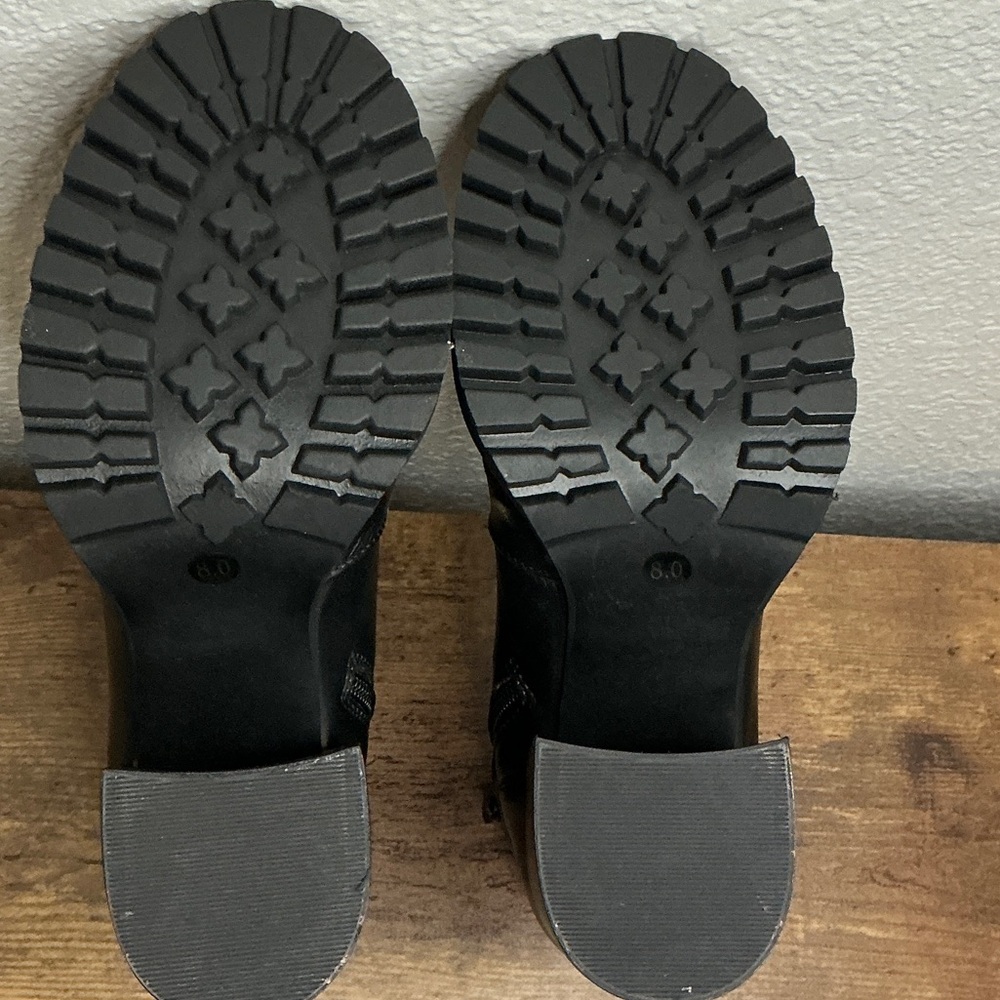 Steve Madden rivet black distressed booties - Picture 7 of 8
